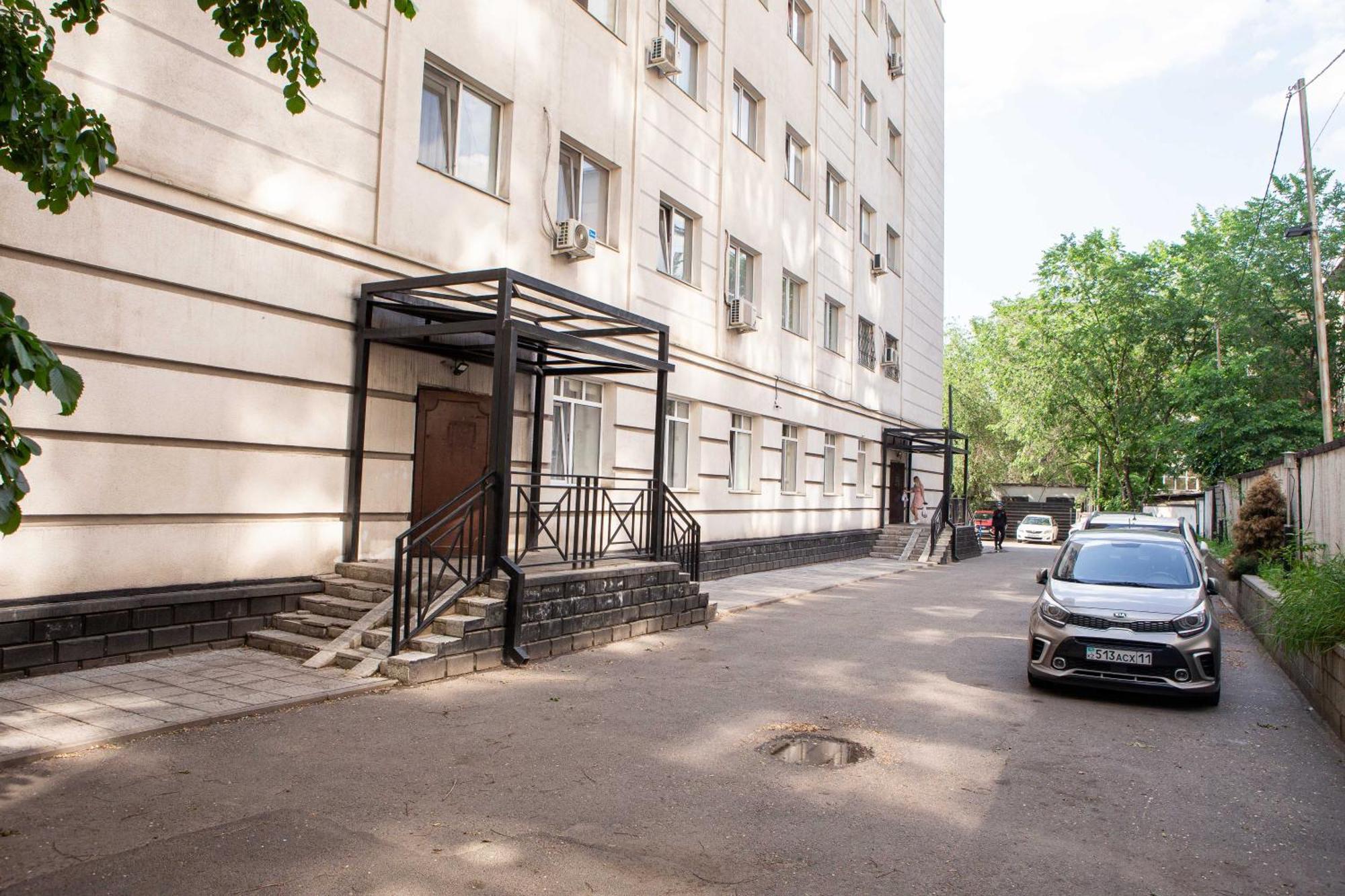 Студия В Центре Города, В «Золотом Квадрате» Almaty Exterior photo